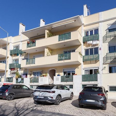 Flh Parede Family Flat With Balcony Kültér fotó