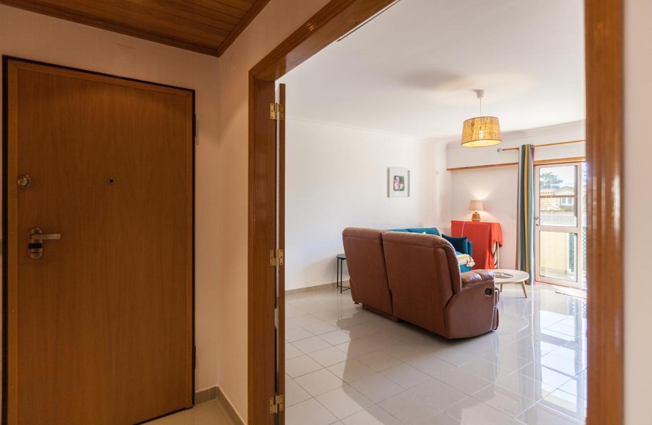 Flh Parede Family Flat With Balcony Kültér fotó