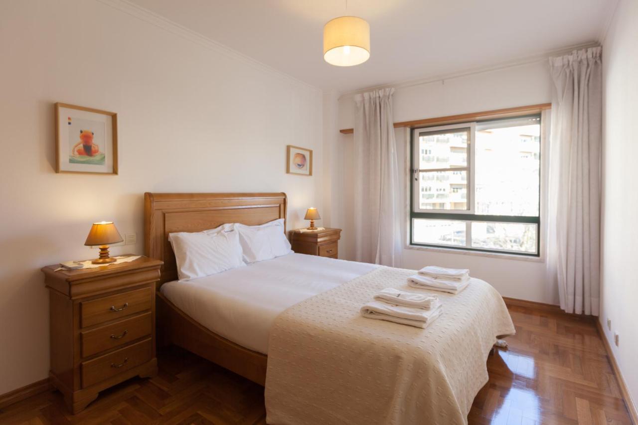 Flh Parede Family Flat With Balcony Kültér fotó