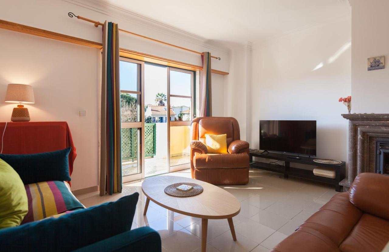 Flh Parede Family Flat With Balcony Kültér fotó